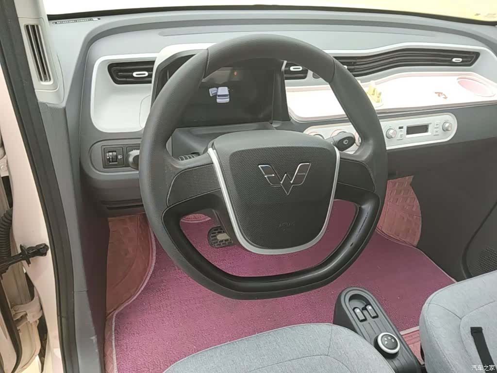 Wuling MINIEV, 2022 11