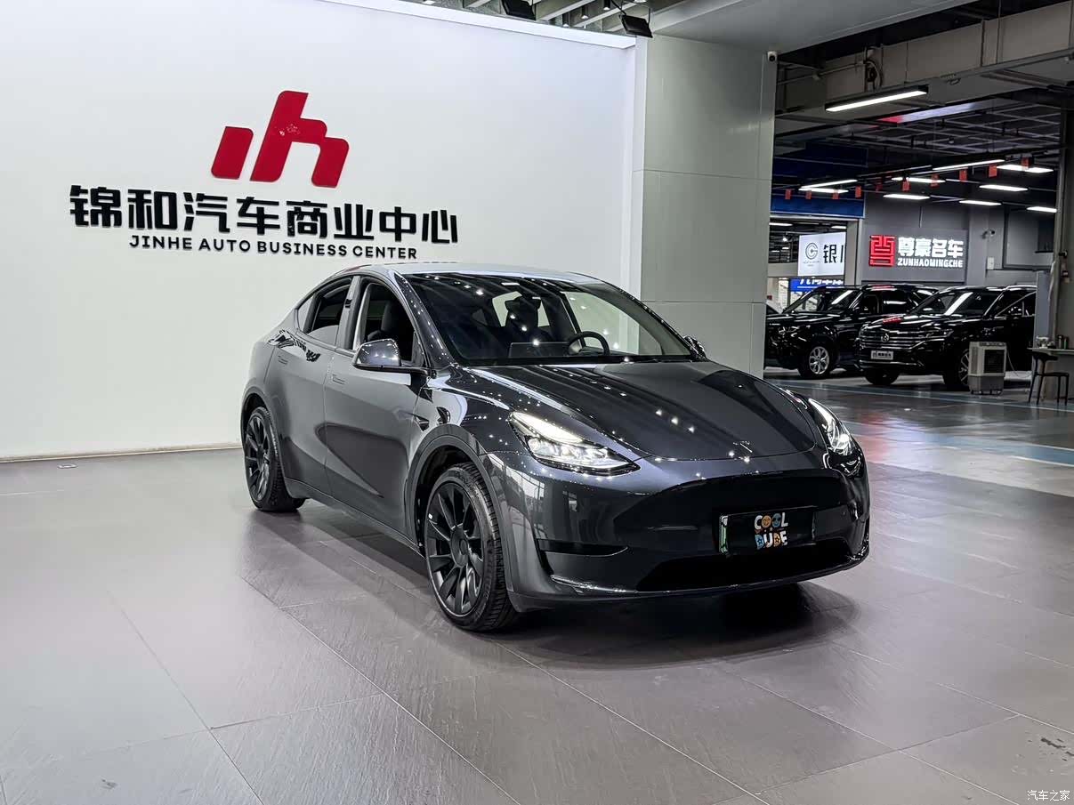 Tesla Model Y, 2024 3