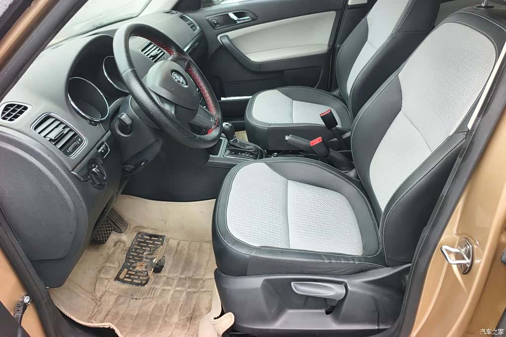 Skoda Yeti, 2015 9