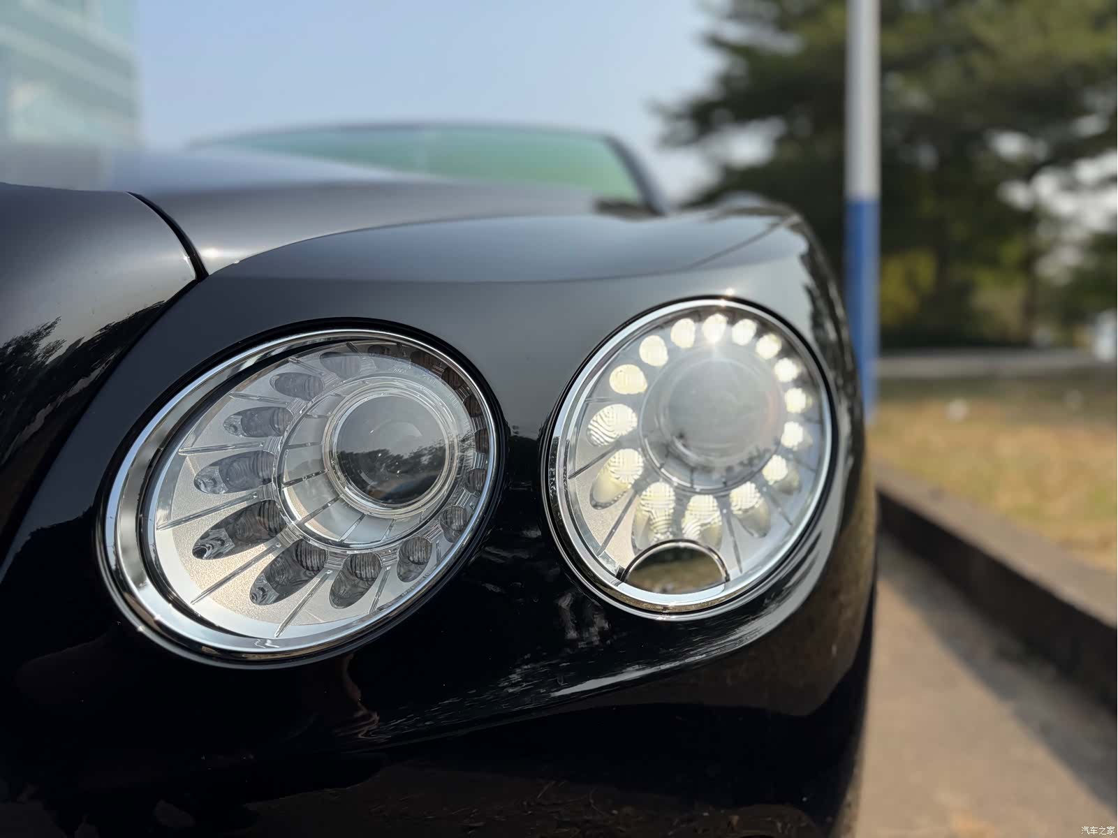 Bentley Flying Spur, 2017 8