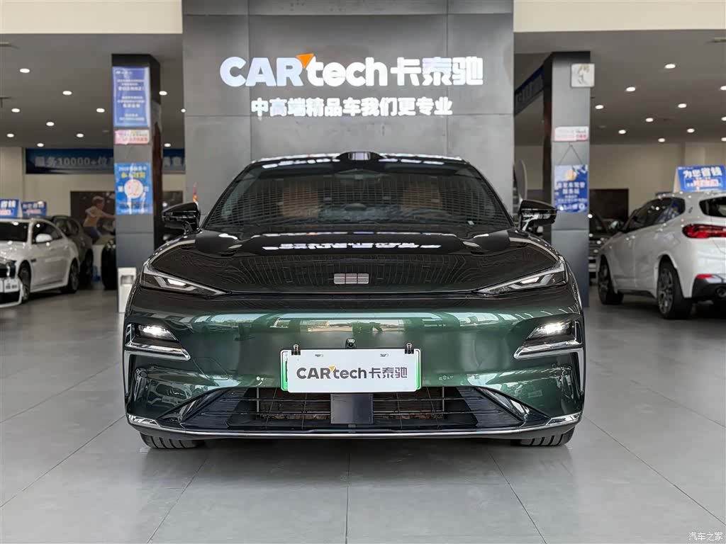 Geely 8, 2025 3