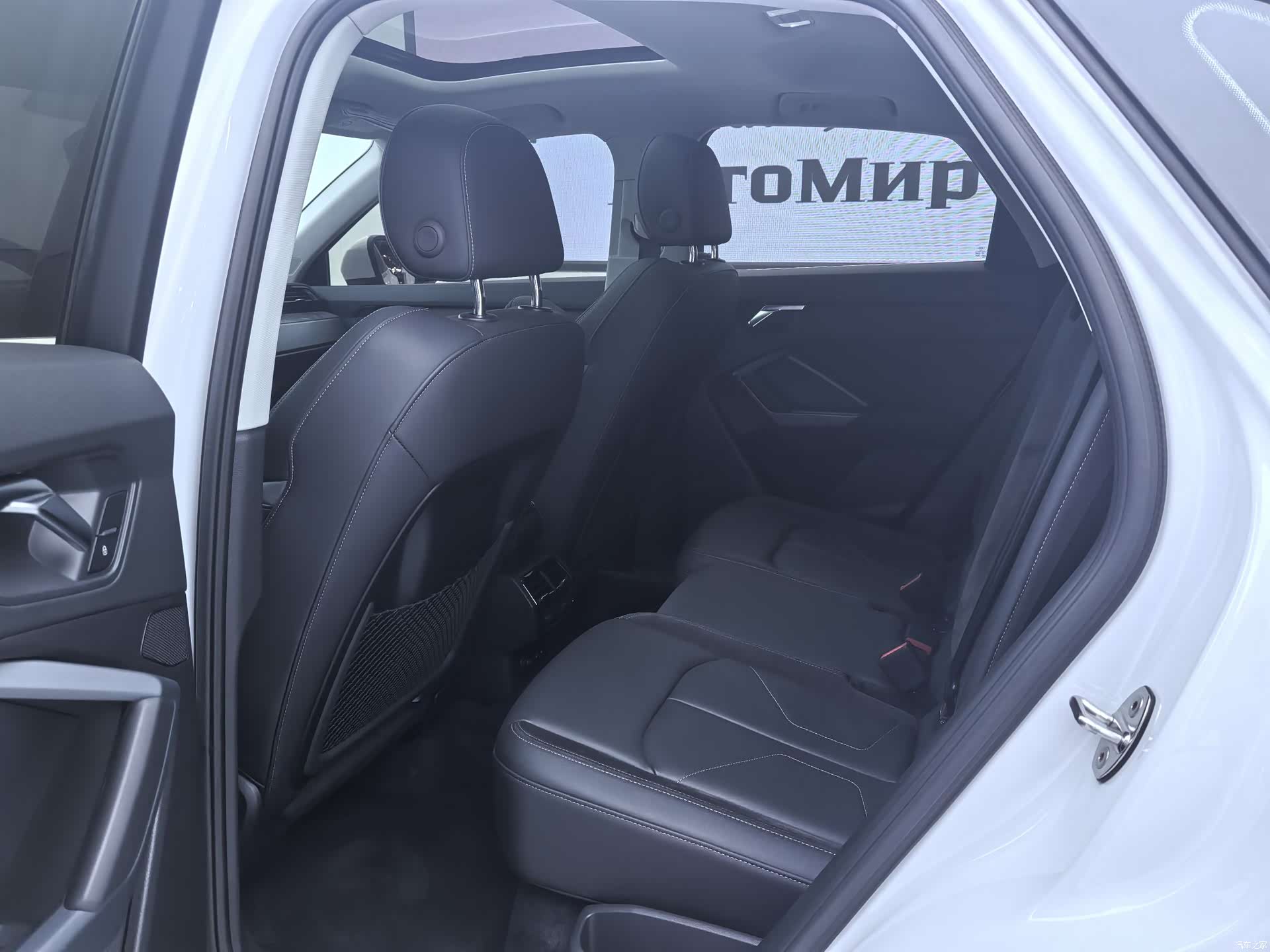 Audi Q3, 2023 все фото