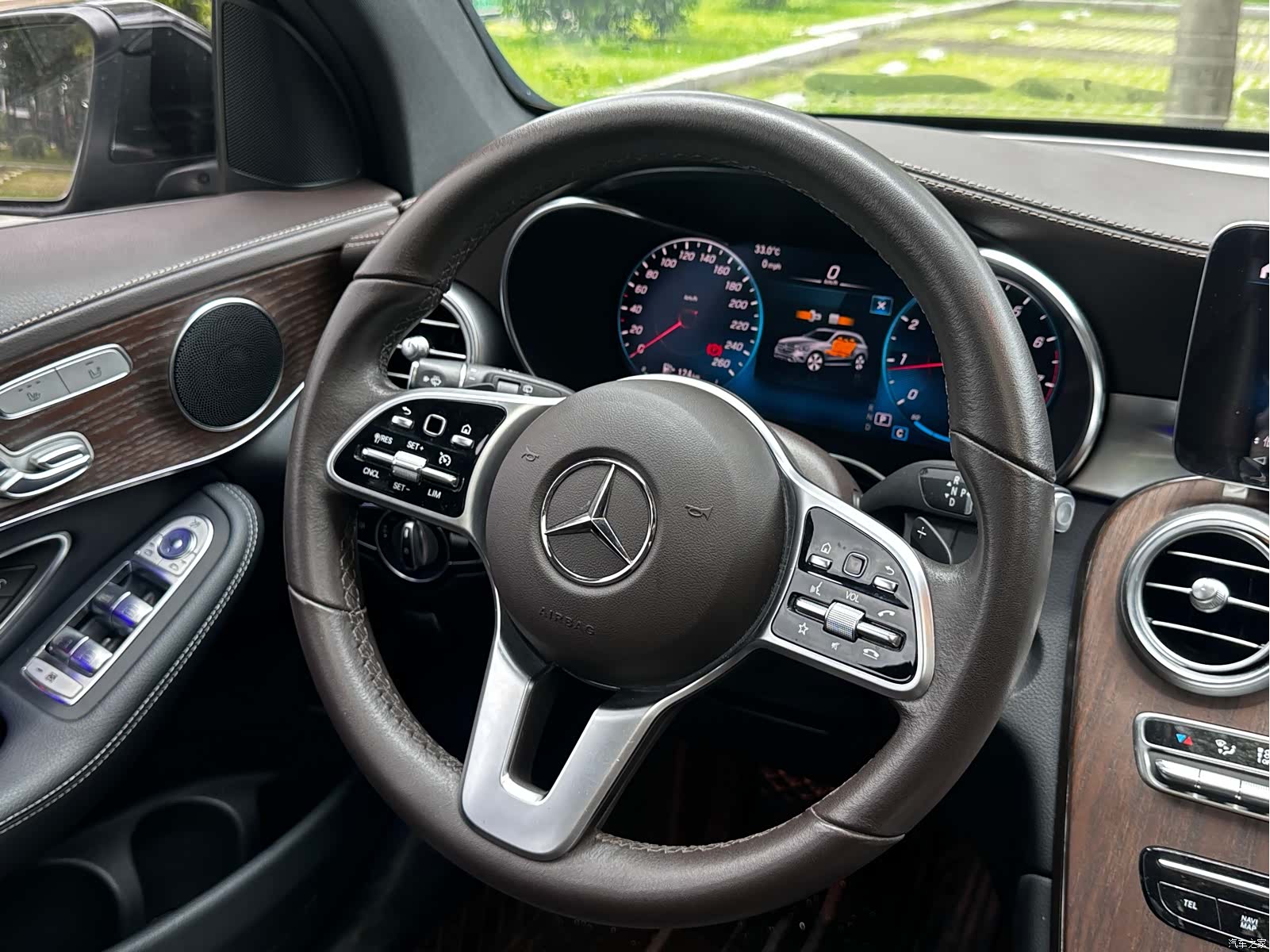 Mercedes-Benz GLC, 2022 13
