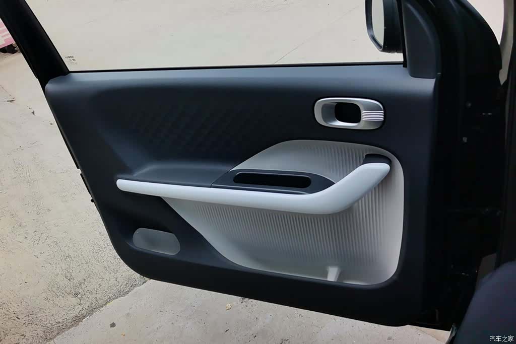 Geely Panda, 2025 7