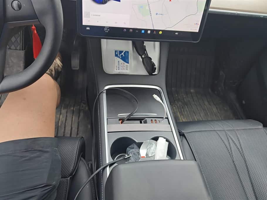 Tesla Model Y Tesla Model Y