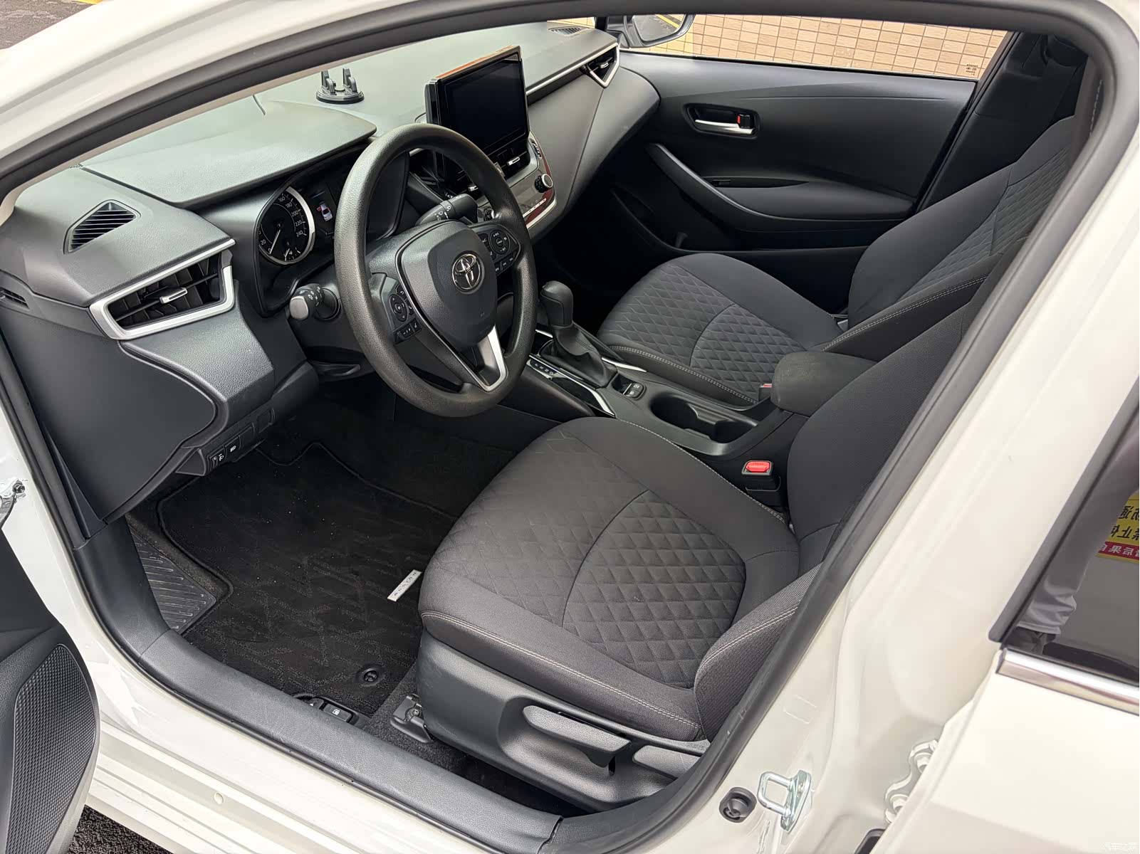 Toyota Allion, 2023 4