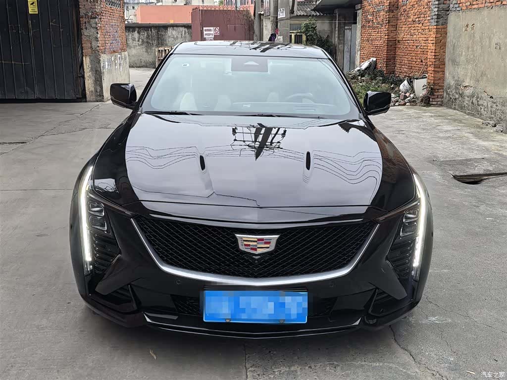 Cadillac CT5, 2025 2