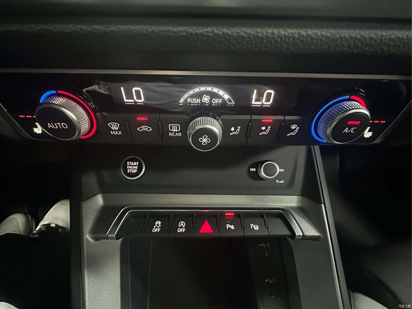Audi Q3, 2022 18