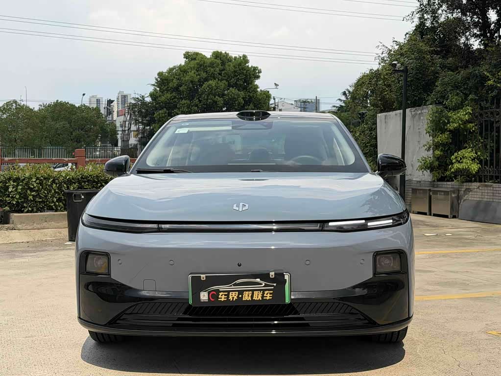 Leapmotor B01