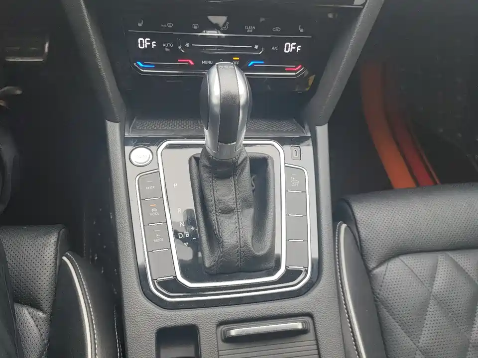 Volkswagen Magotan GTE