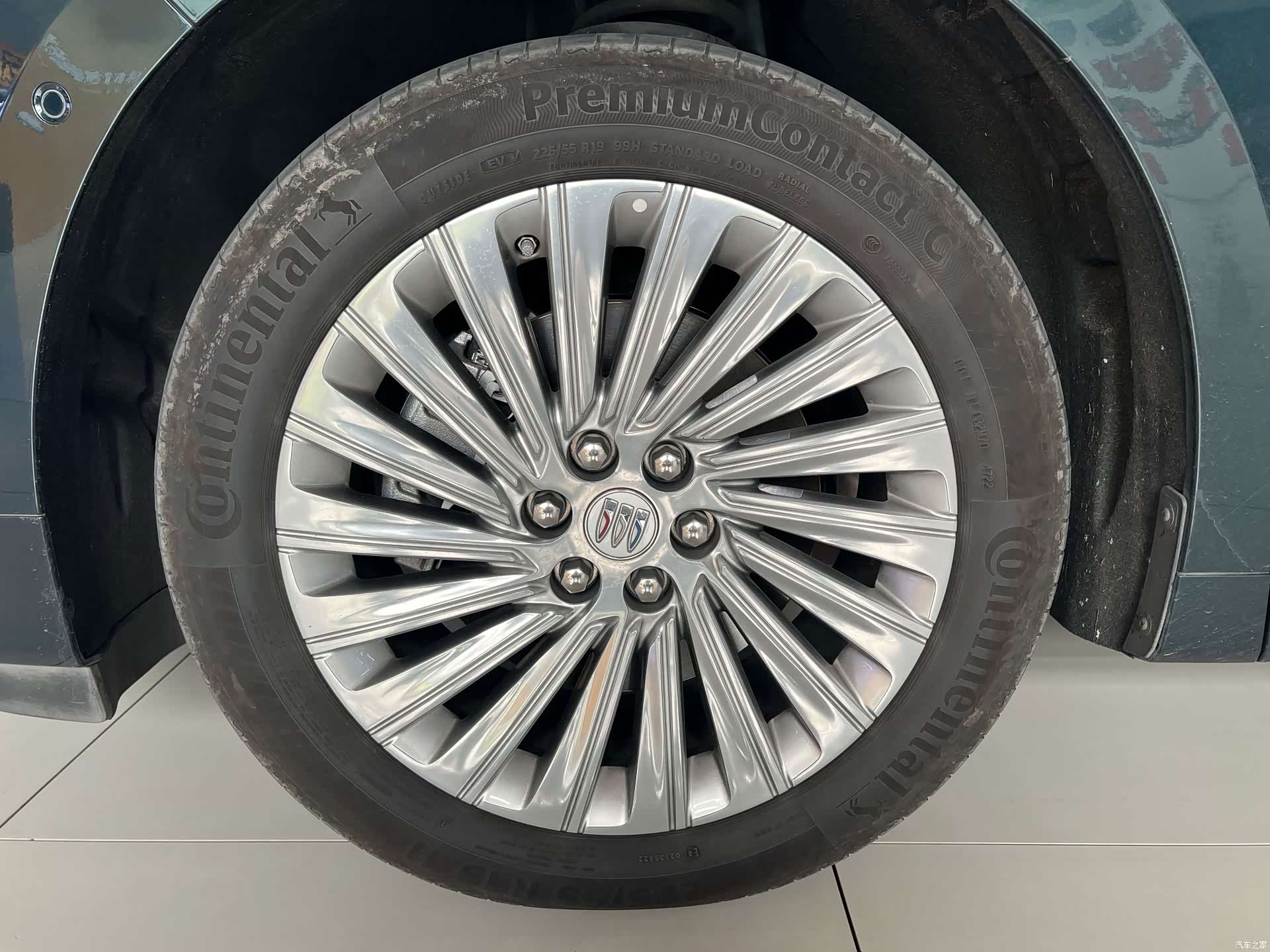 Buick Century, 2023 10