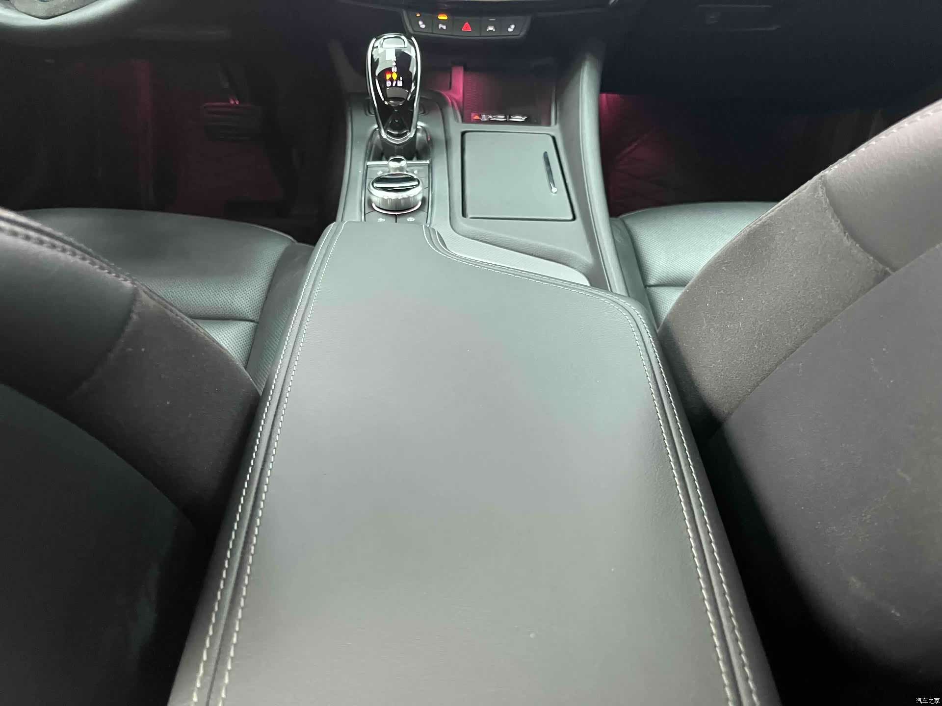 Cadillac CT5, 2024 21
