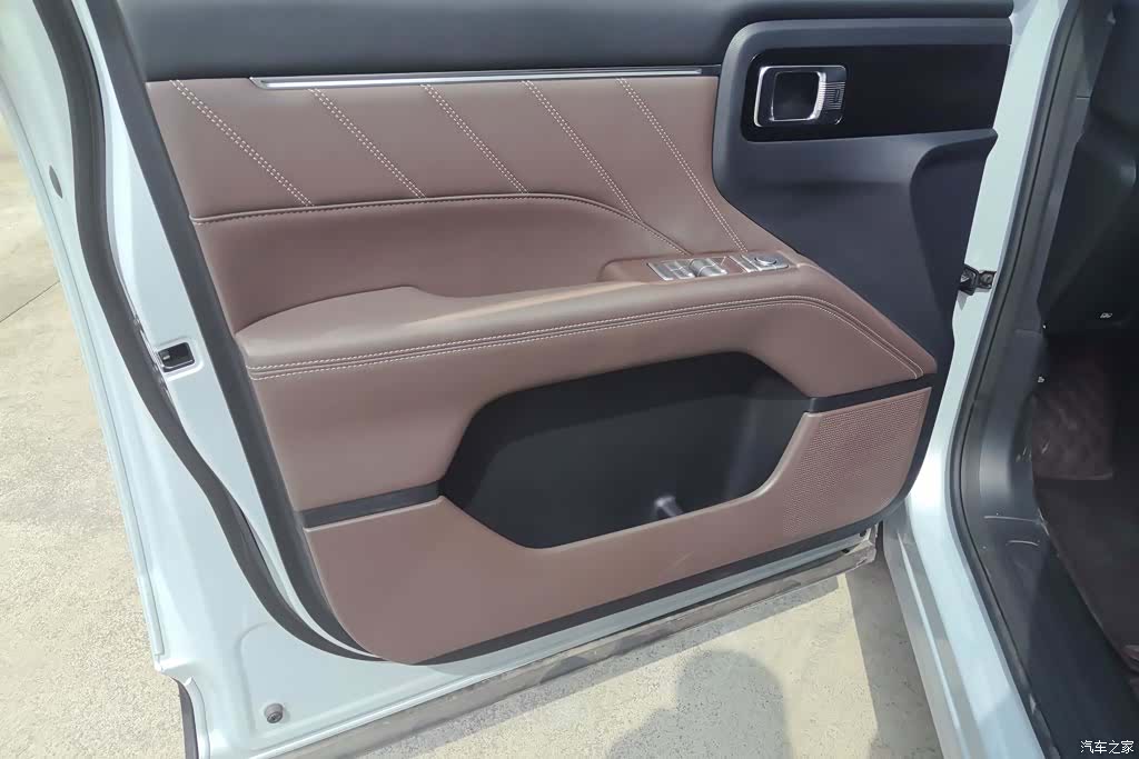 Wuling 560, 2025 7