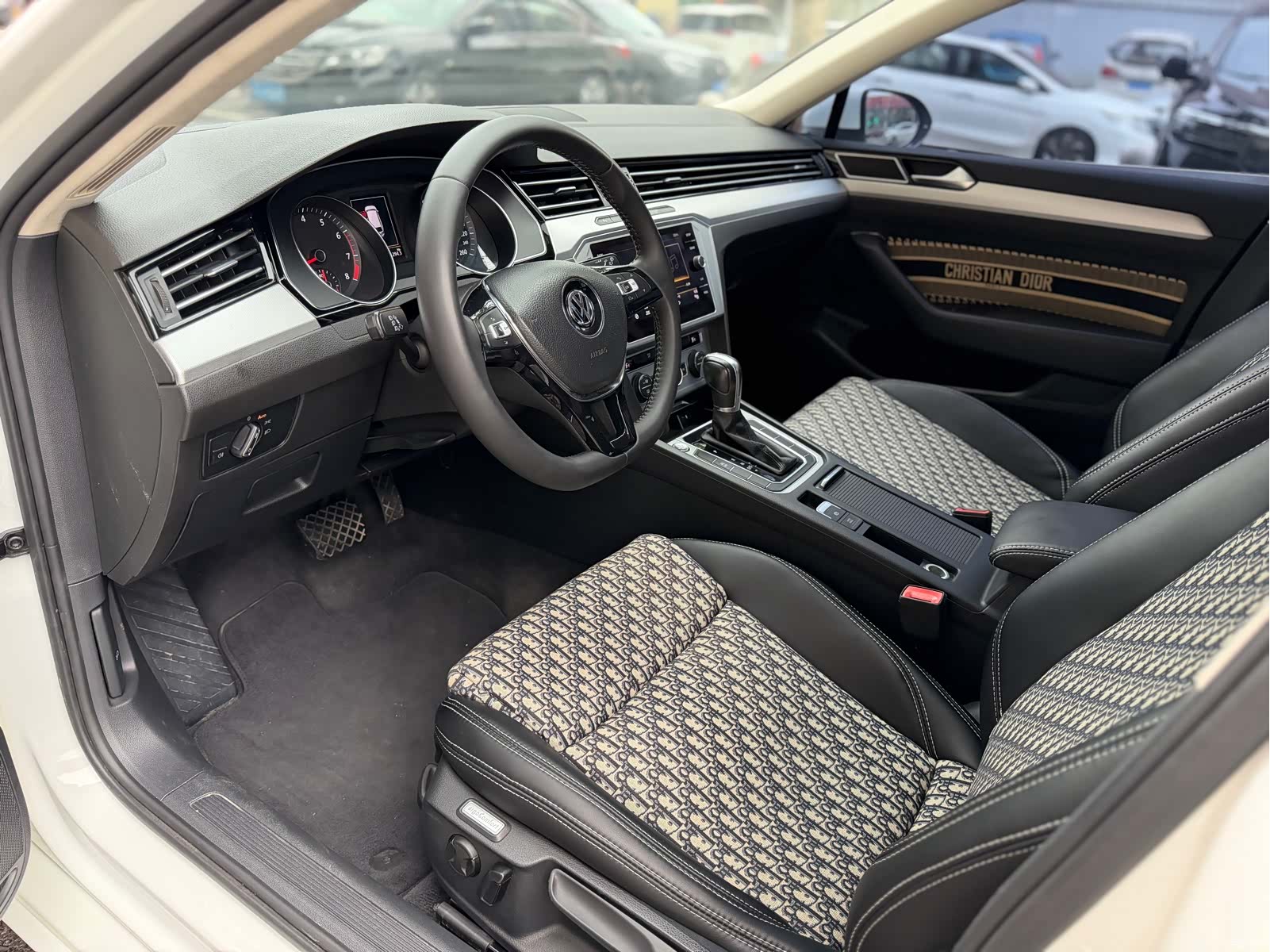 Volkswagen Variant, 2018 11