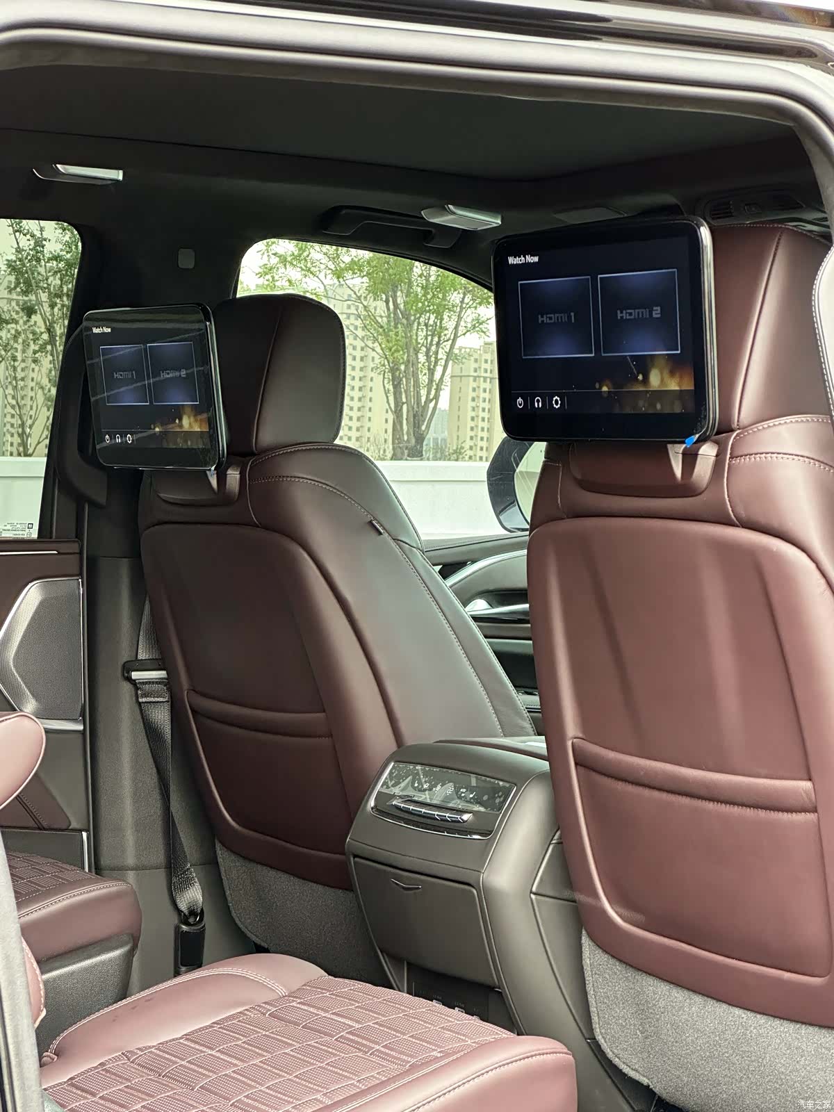 Cadillac Escalade, 2023 16