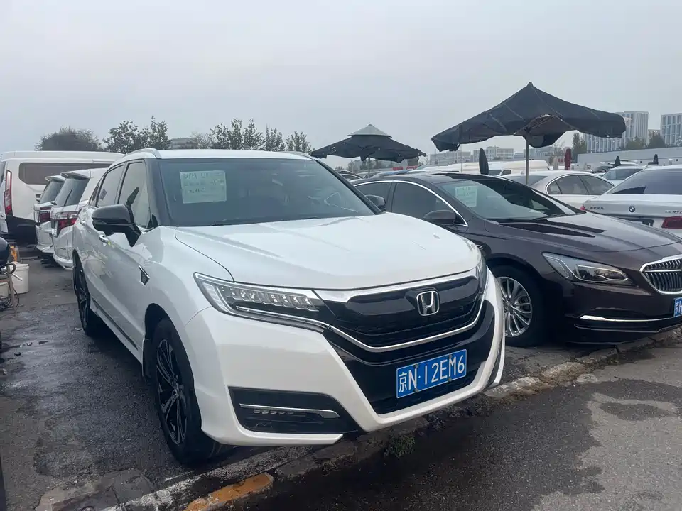Honda UR-V