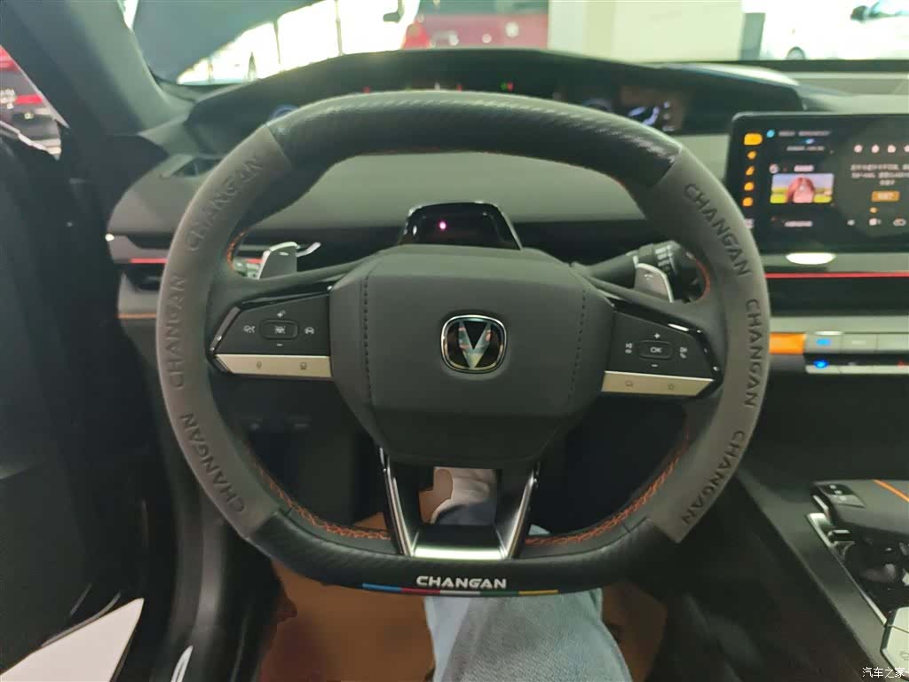 Changan UNI-V, 2025 3