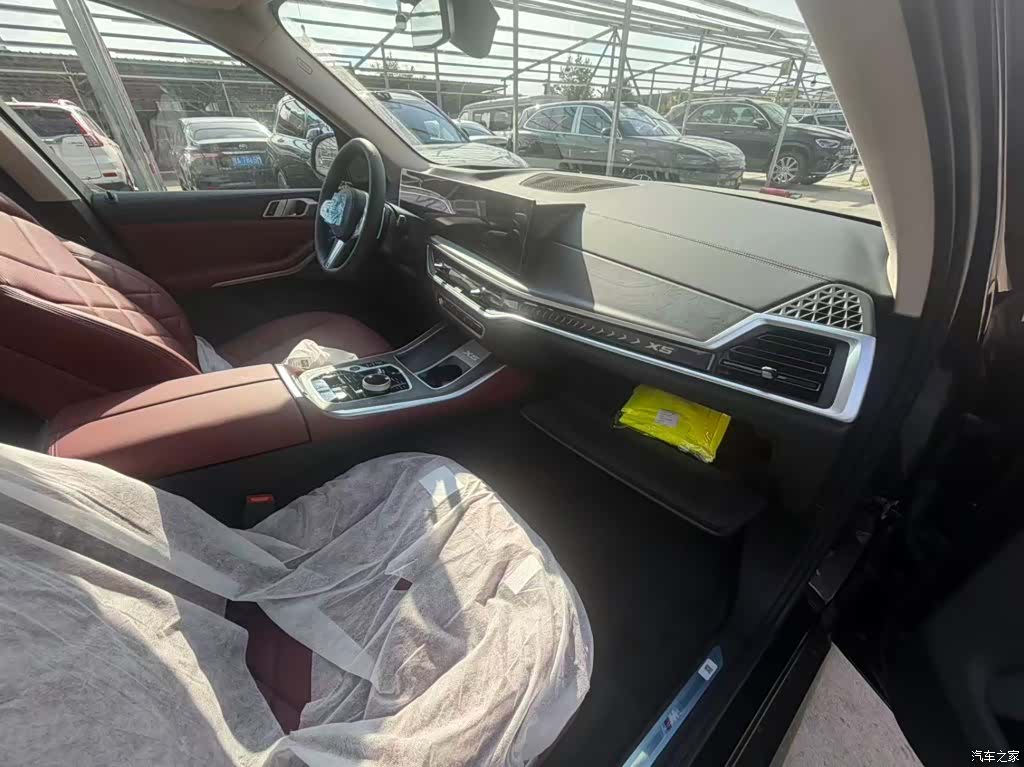 BMW X5, 2026 28
