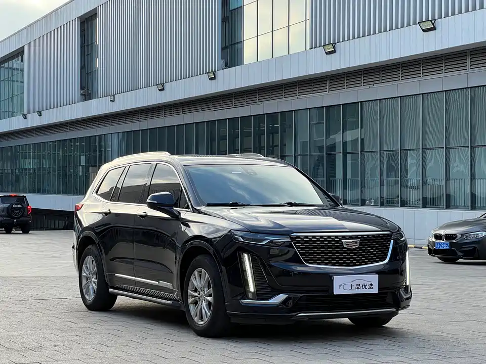 Cadillac XT6