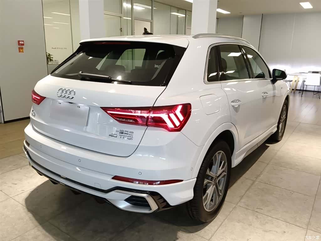 Audi Q3, 2024 7