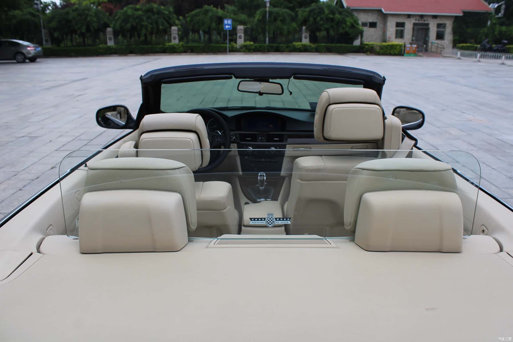 BMW 3 Series, 2010 21