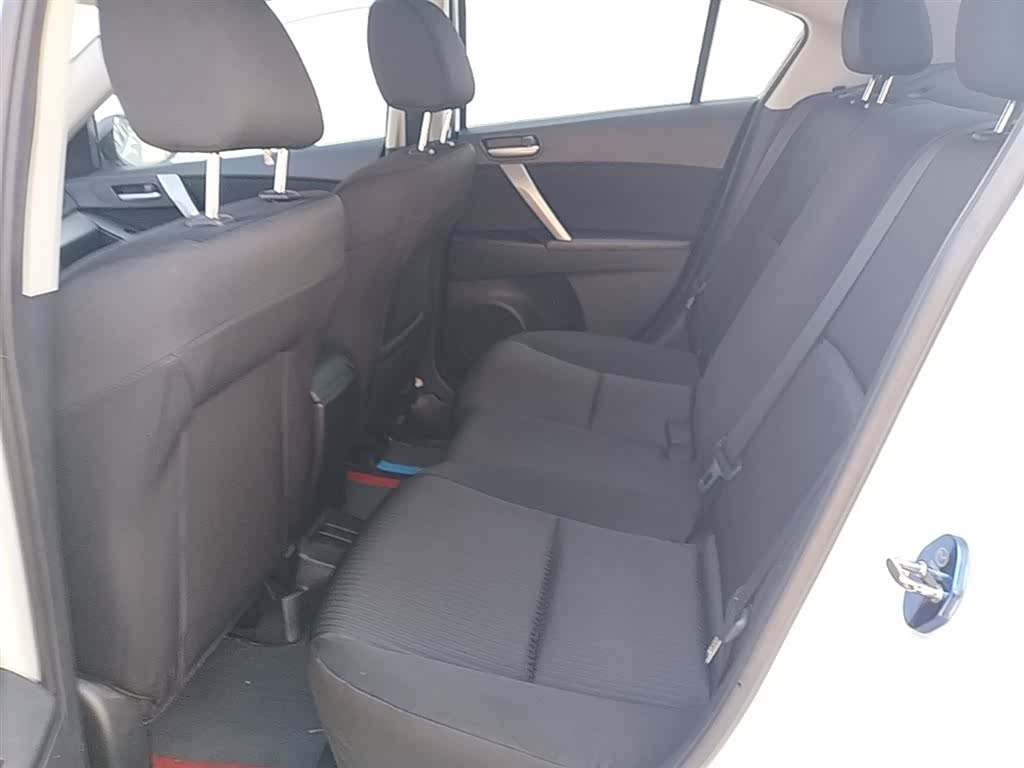 Mazda 3, 2015 17