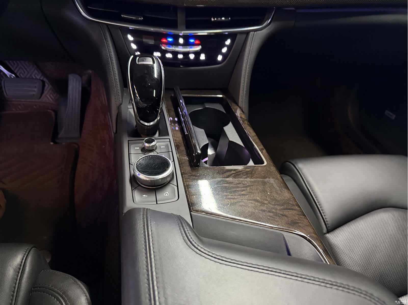 Cadillac CT6, 2021 12