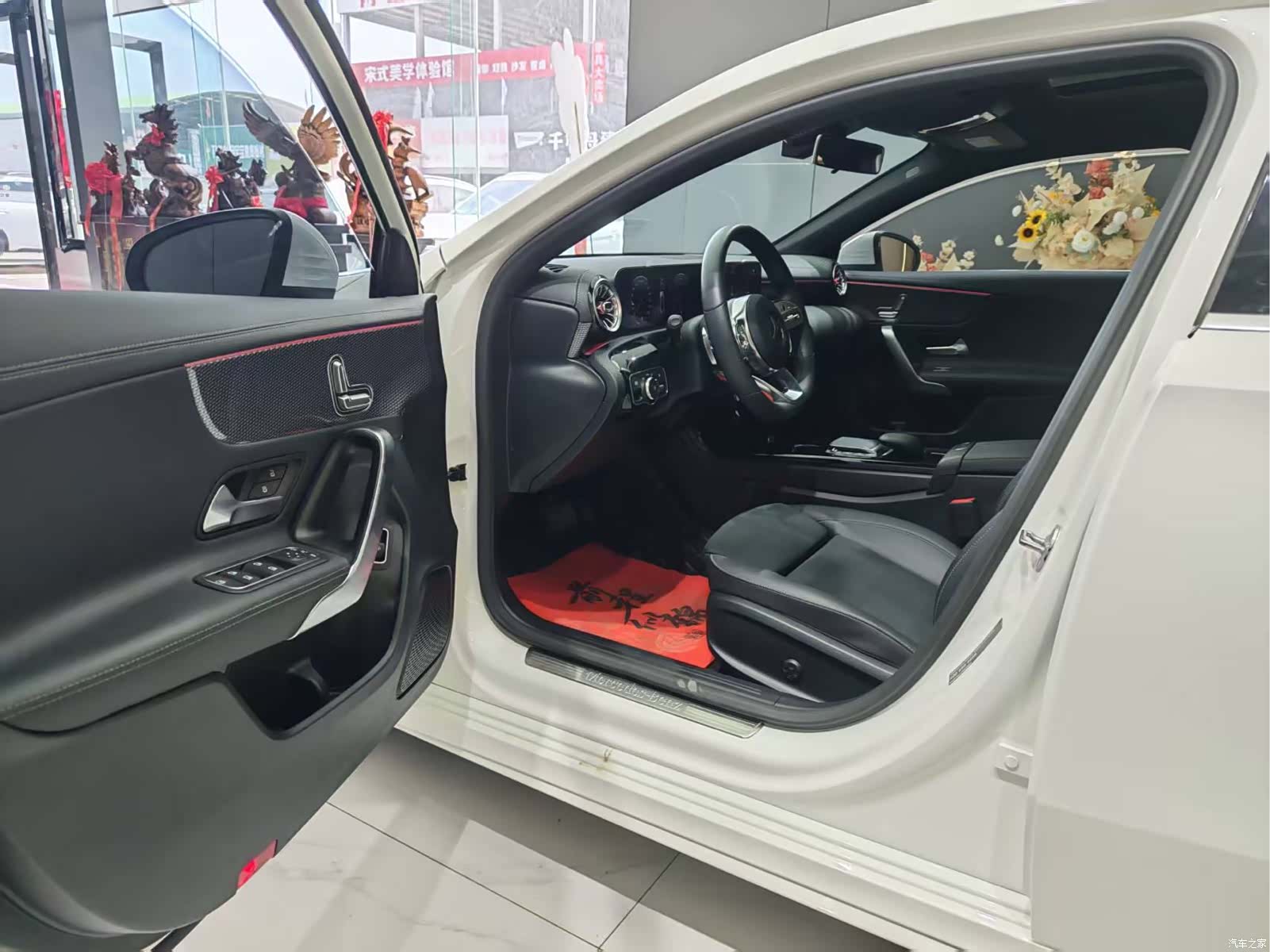 Mercedes-Benz A-Class, 2021 4
