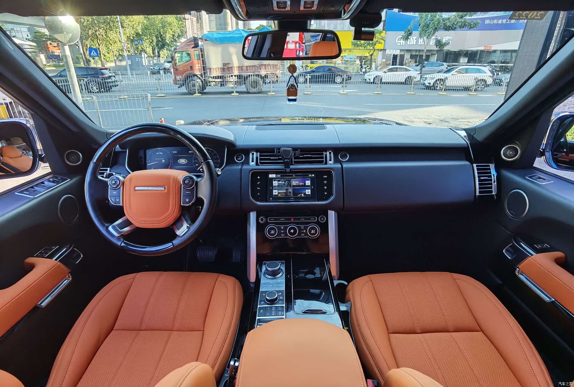Land Rover Range Rover, 2016 10