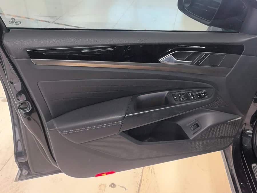 Volkswagen Passat 2019, фото 7
