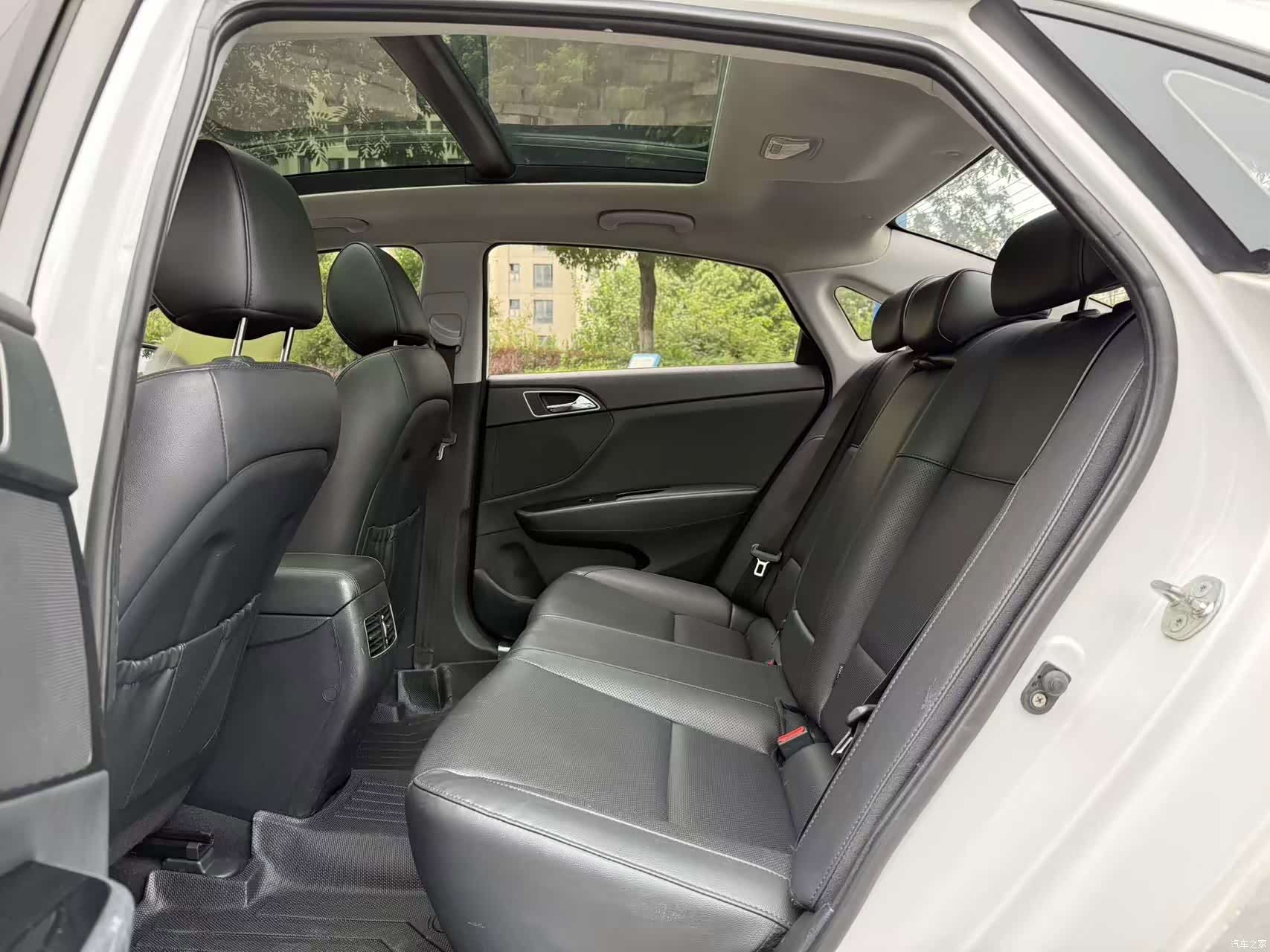 Hyundai GLS, 2017 13