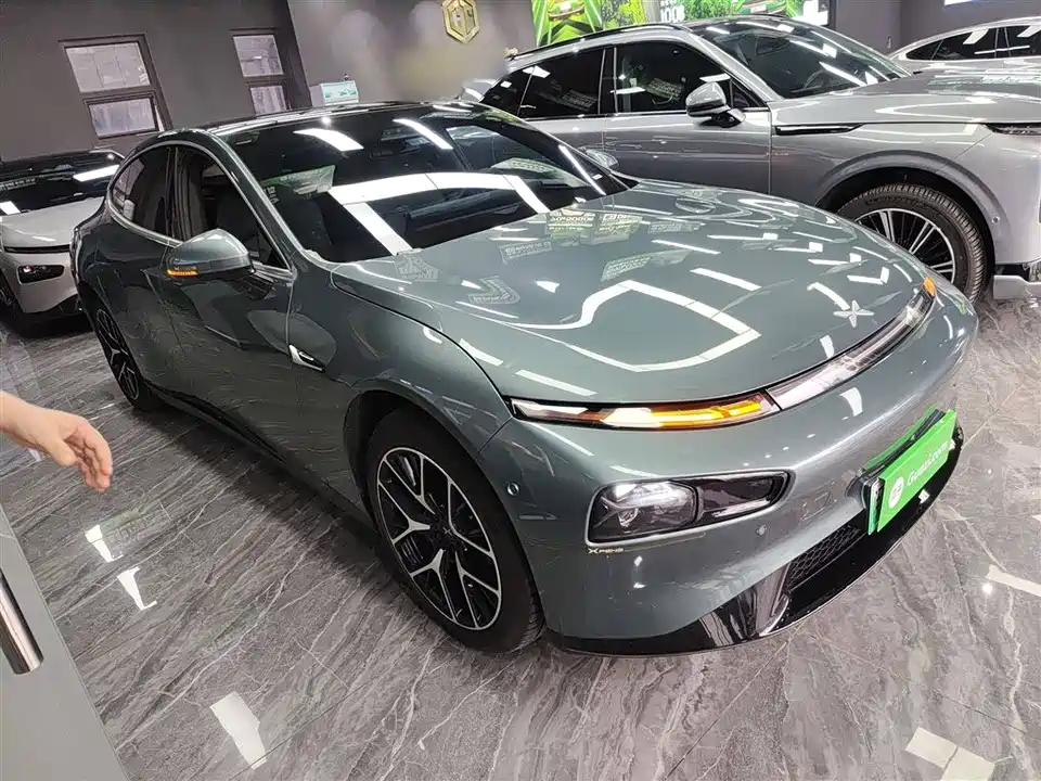 XPENG P7