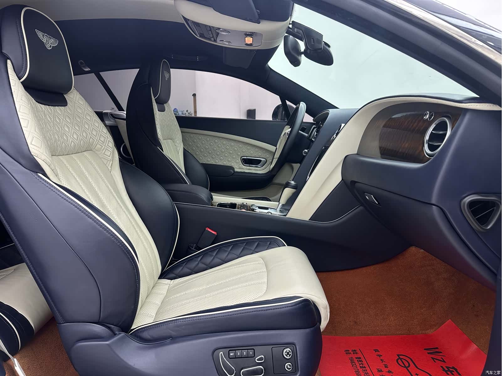 Bentley Continental GT, 2015 9