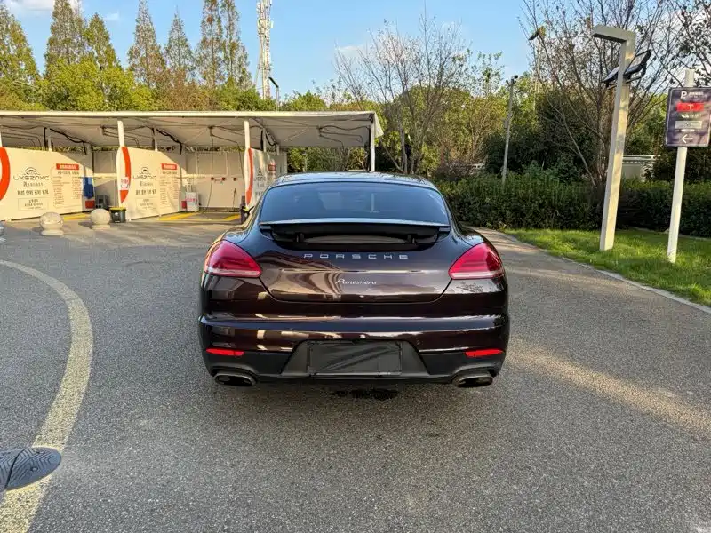 Porsche Panamera