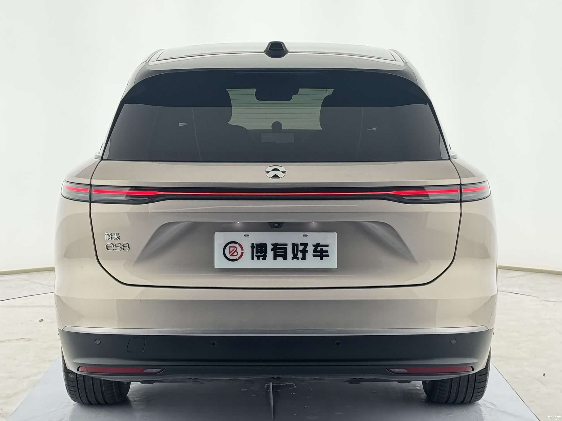NIO ES8, 2023 все фото