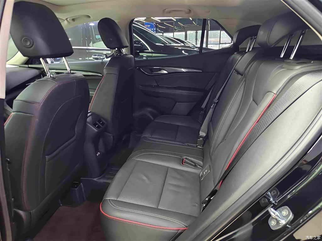 Buick Envision, 2022 11