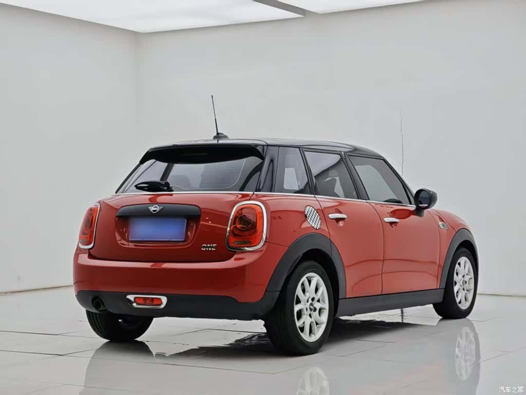 Mini ONE, 2020 25