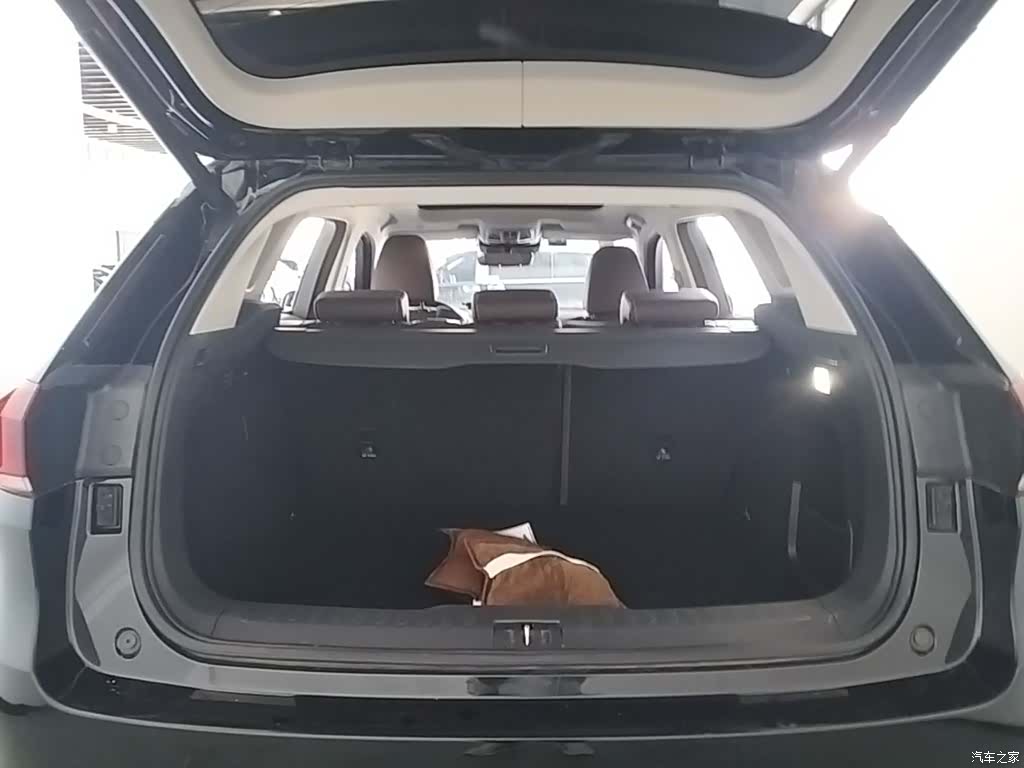 WEY VV6, 2021 19
