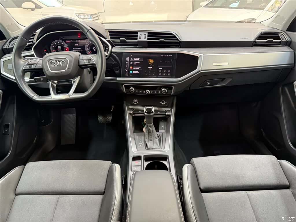 Audi Q3, 2023 20