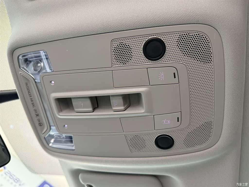 Audi Q3, 2023 14