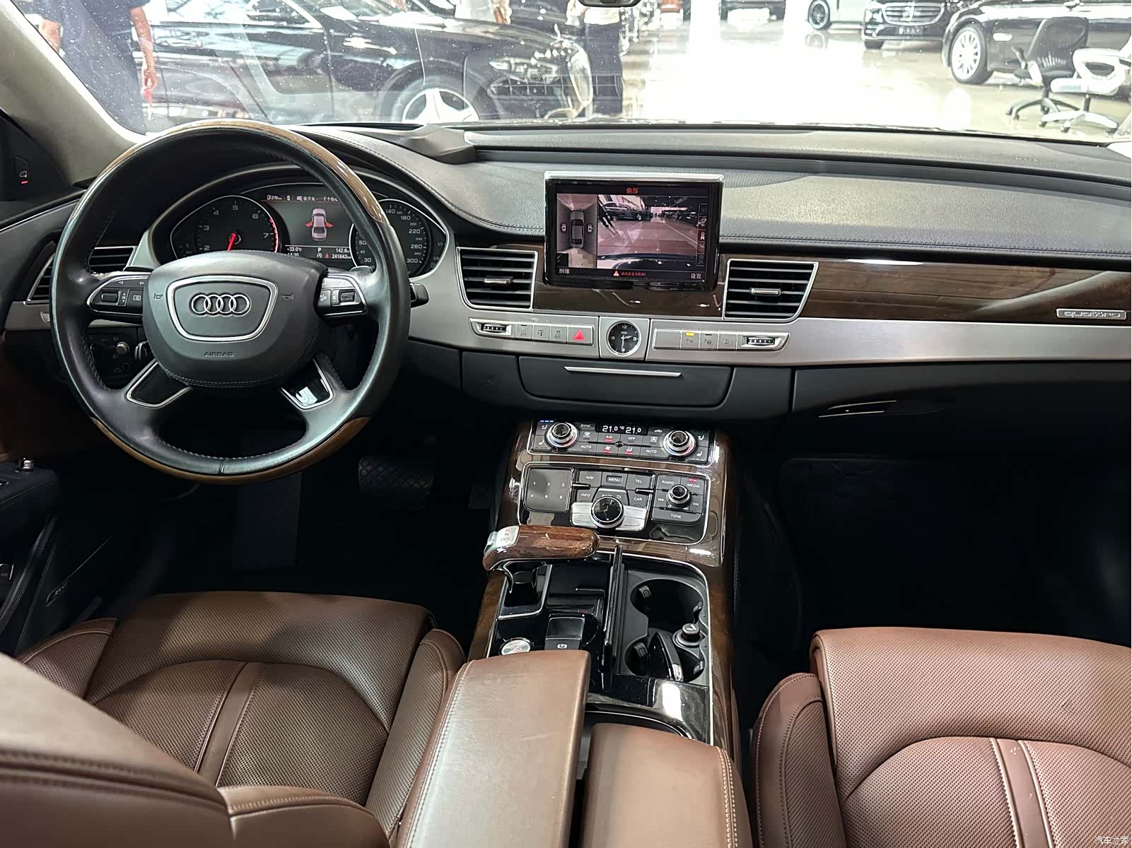 Audi A8L, 2015 12
