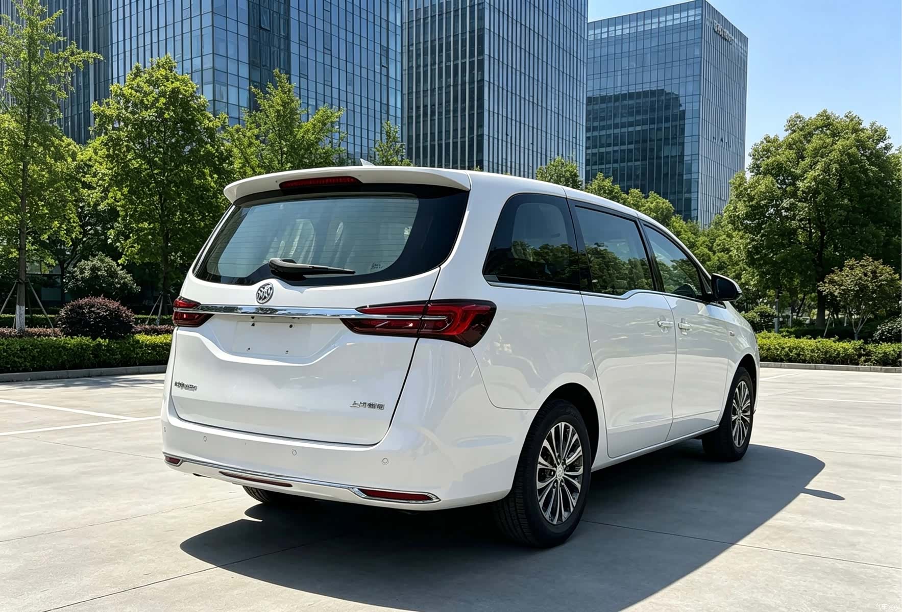 Buick GL8, 2022 4