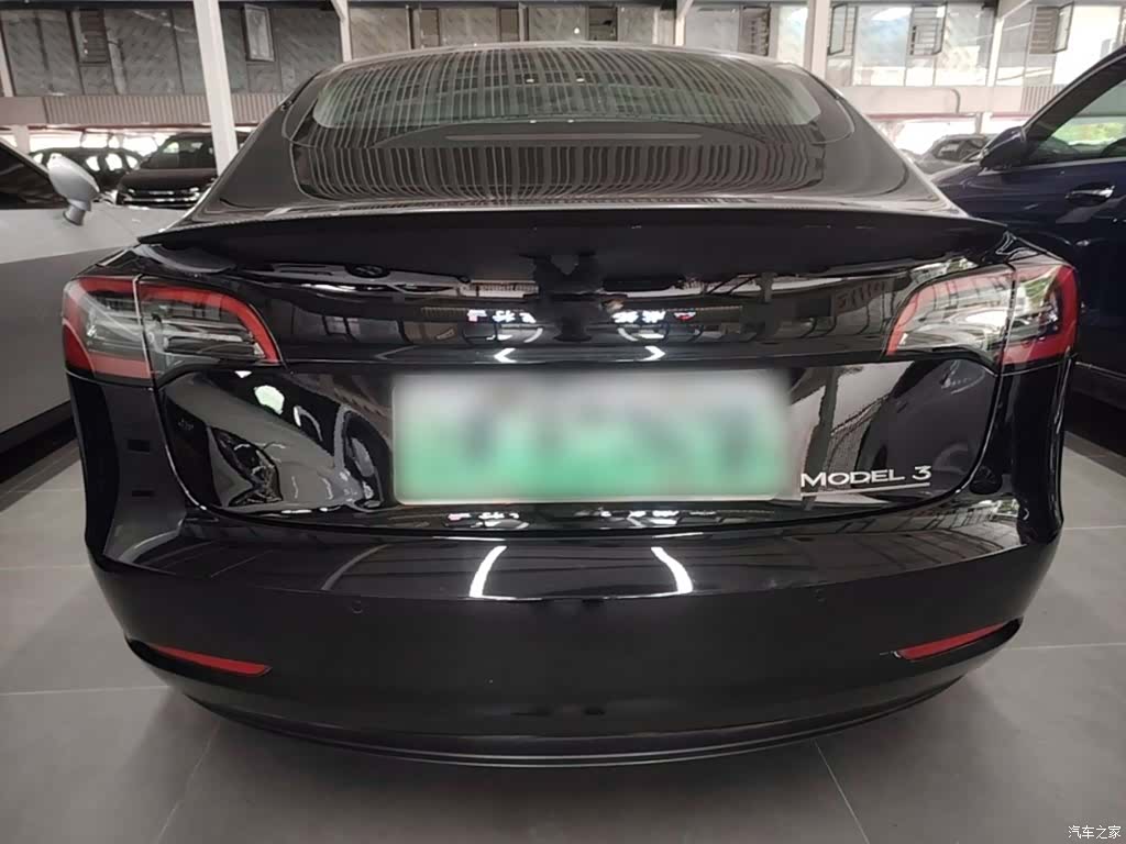 Tesla Model 3, 2022 6
