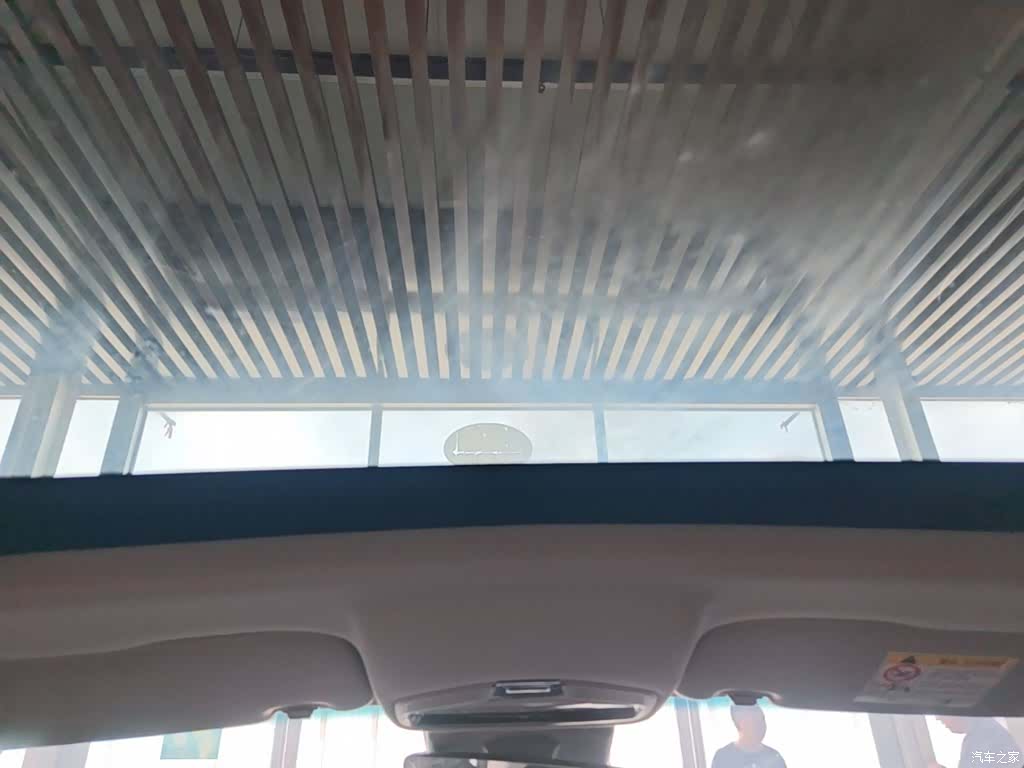 Geely Emgrand, 2022 18