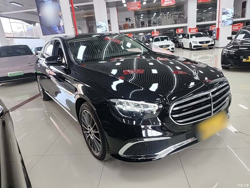 Mercedes-Benz E-Class, 2023 4