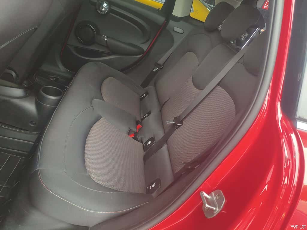 Mini ONE, 2020 10