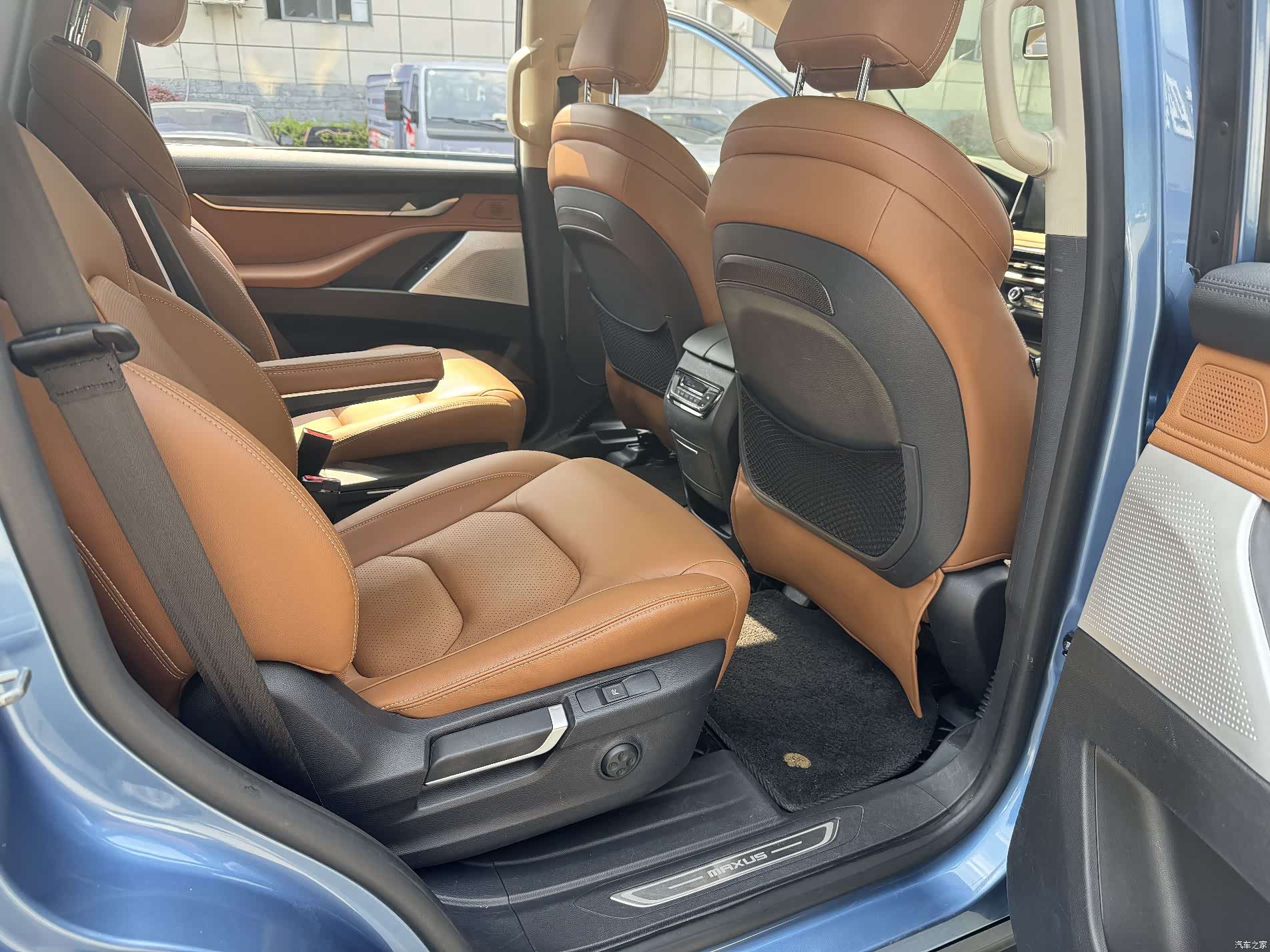 Maxus D90, 2018 6