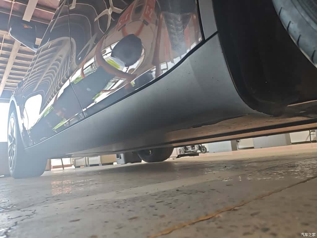 Tesla Model Y, 2024 22