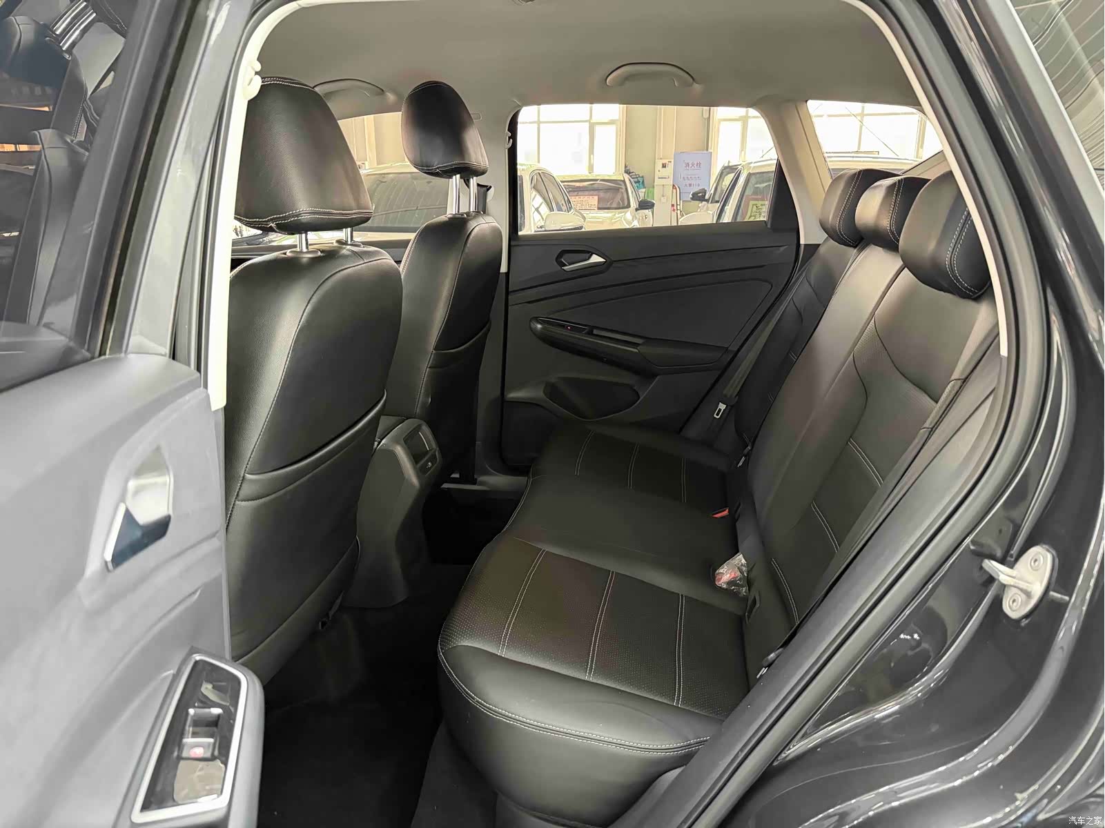 Volkswagen VS5, 2022 15