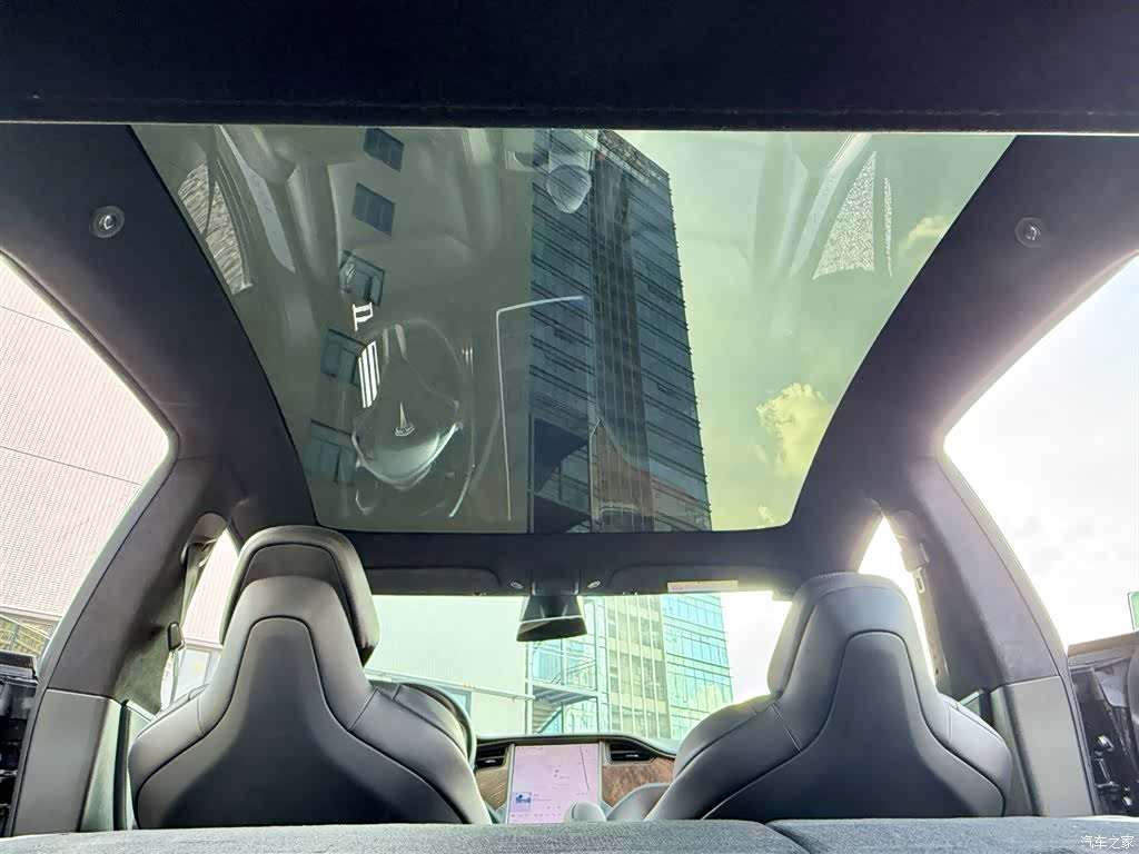 Tesla Model S, 2019 8